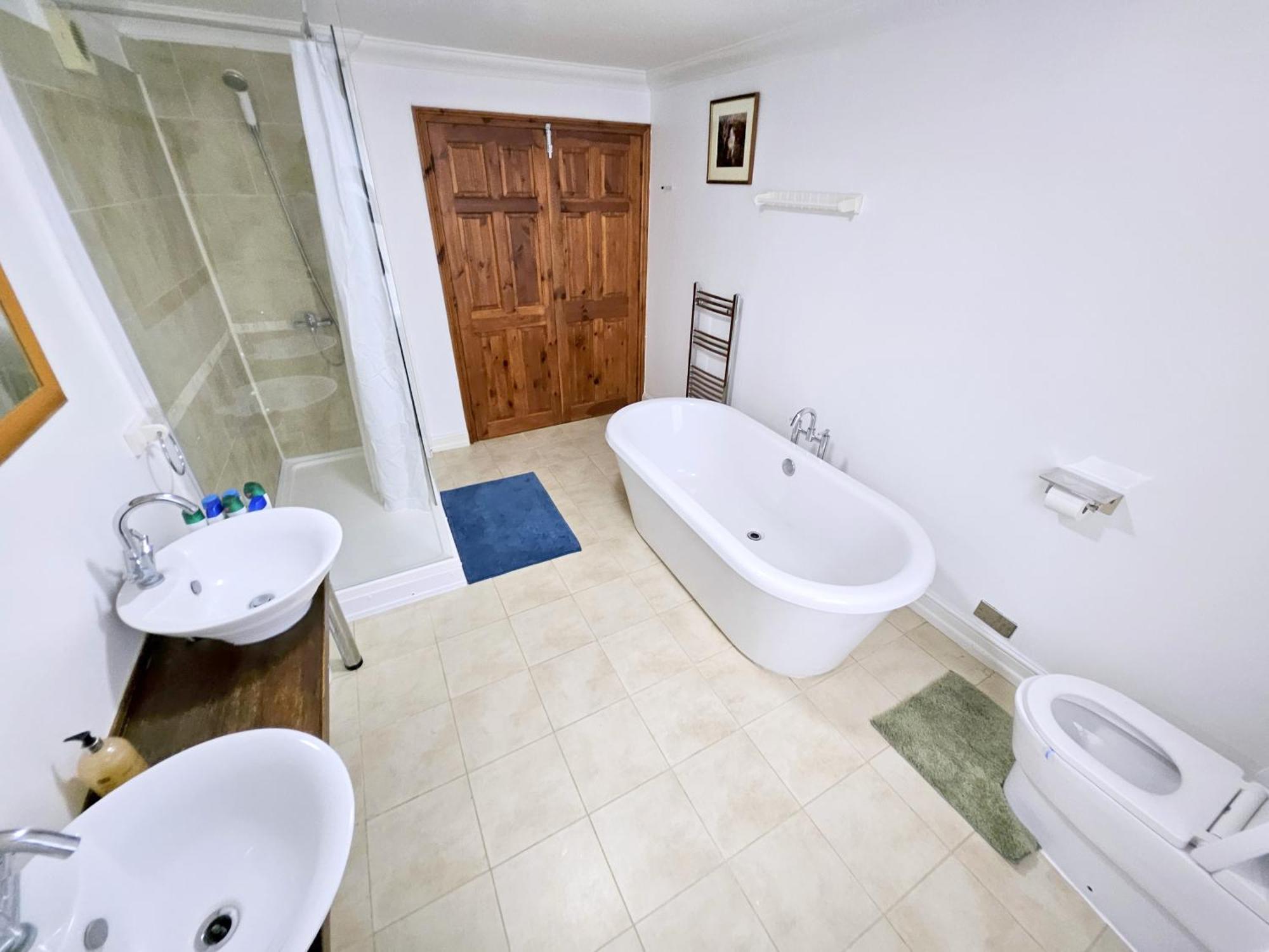 Luxury Guest House Лондон Екстериор снимка