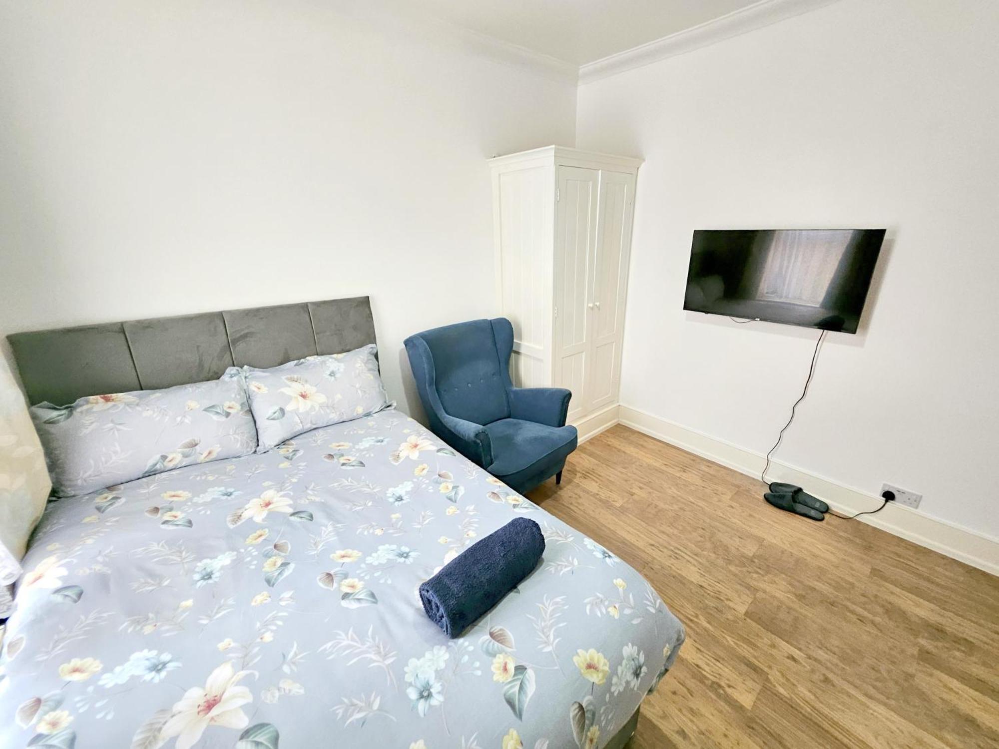 Luxury Guest House Лондон Екстериор снимка